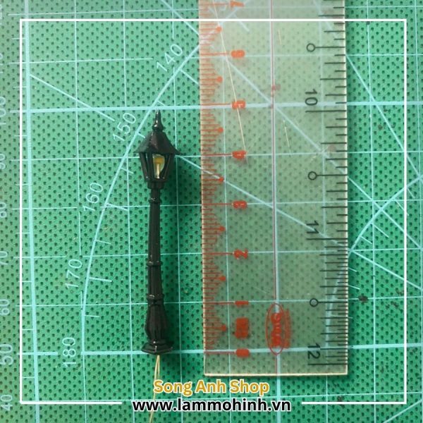 Đèn công viên mô hình 1 bóng loại 1.2 tỉ lệ 100 màu vàng 02